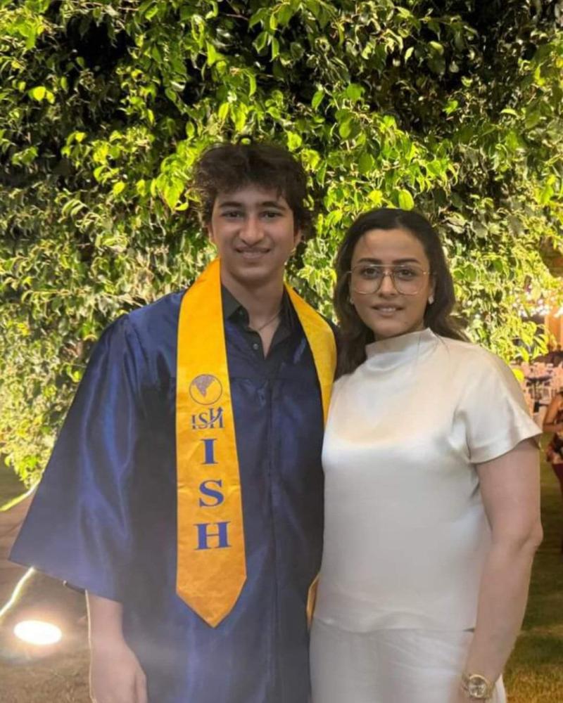 superstar-mahesh-babu-and-his-family-are-celebrating-a-significant-milestone-of-gautam-ghattamaneni-who-has-graduated-from-high-school-in-new-york
